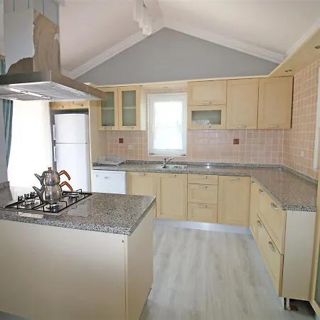 Spacious With Garden For 6 People In Fethiye, Yaniklar - Awz 235 フェティエ